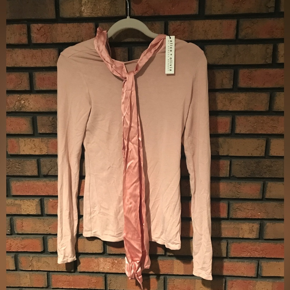 Alice + Olivia pink bow long sleeve shirt
